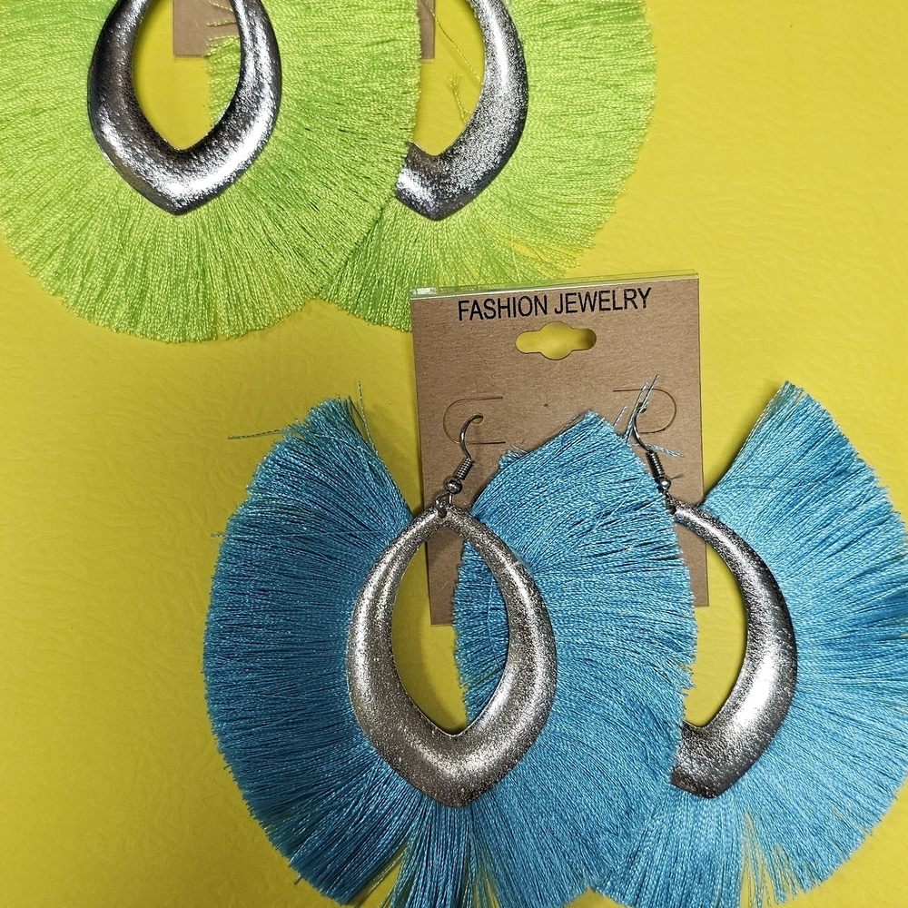 Source Unknown Silver and Blue-Green Fringe Earrings